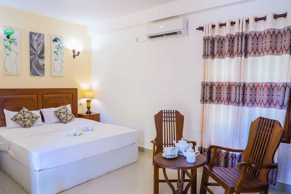 Illamperuma Villa Holiday Home