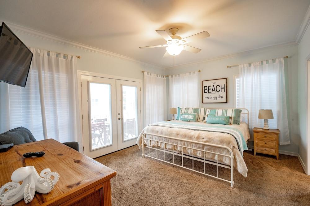 Spinnaker Pointe 3a 3 Bedroom Duplex by RedAwning