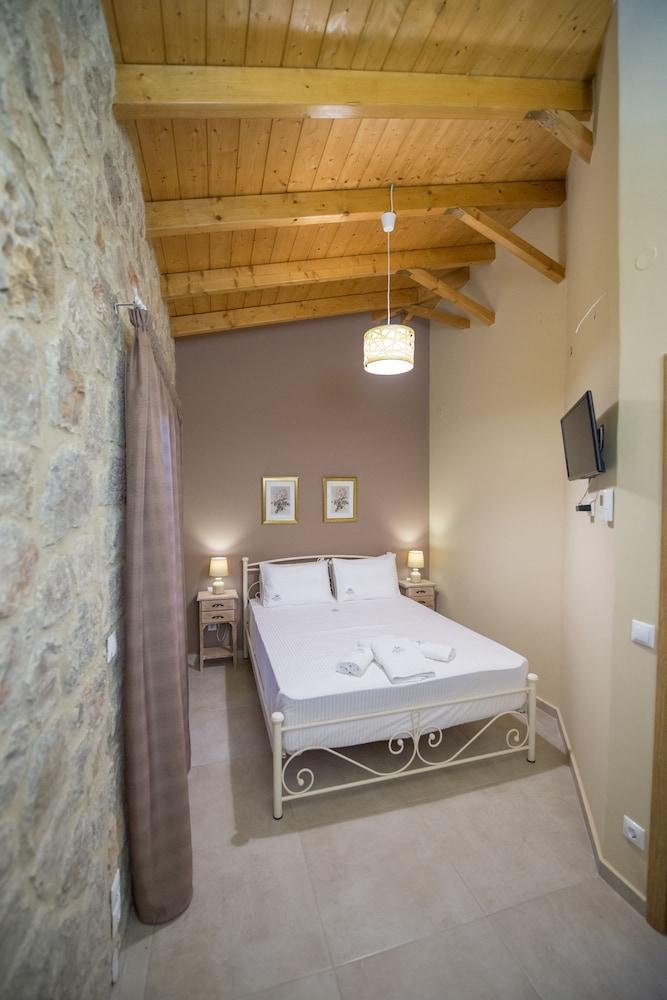 Roggaki Ionian Villas