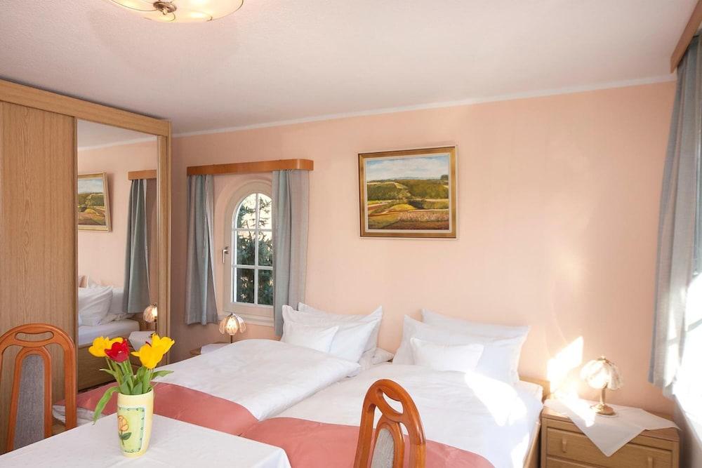 Pension Haus Waldheim