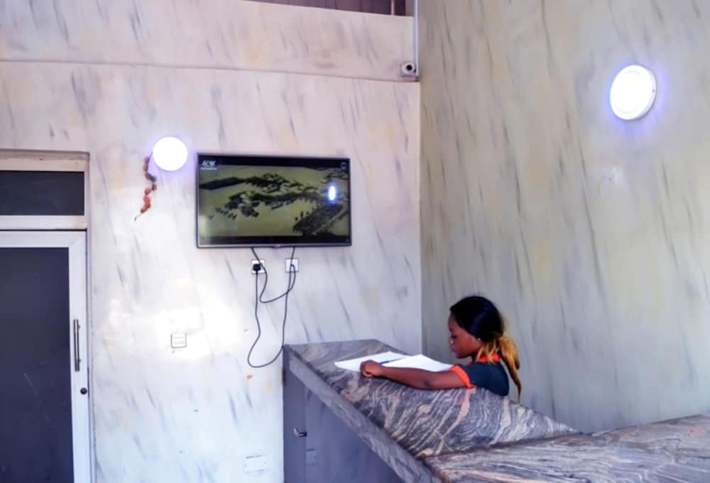 Unique Didis Royal Hotel & Suites