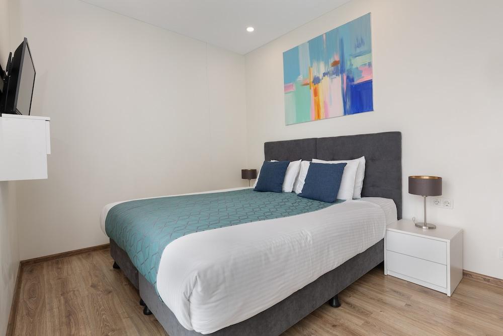 Bellevue Residence Suites