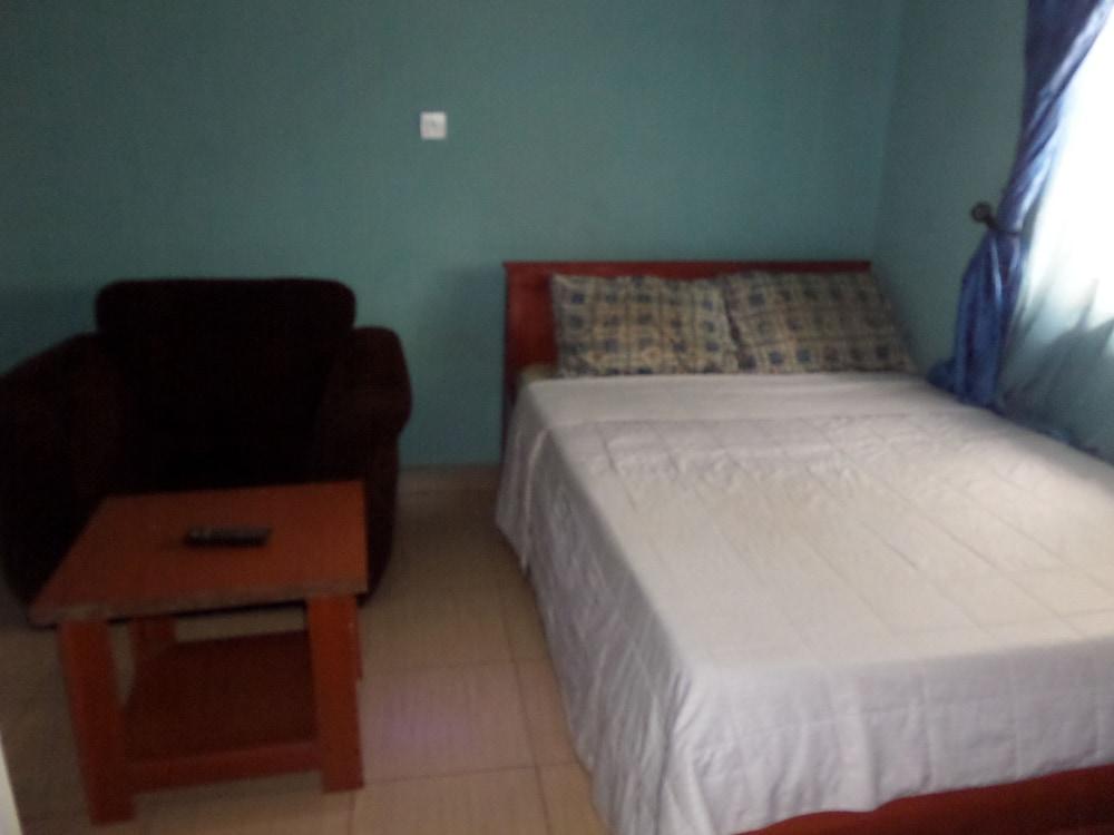 Turaki Palace Hotel Abeokuta