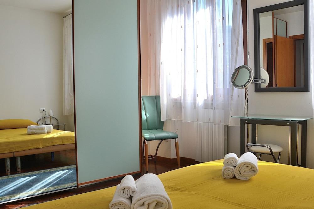 Apartment Benaco near Downtown