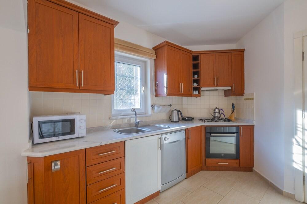 Infinity Ladybird Villa