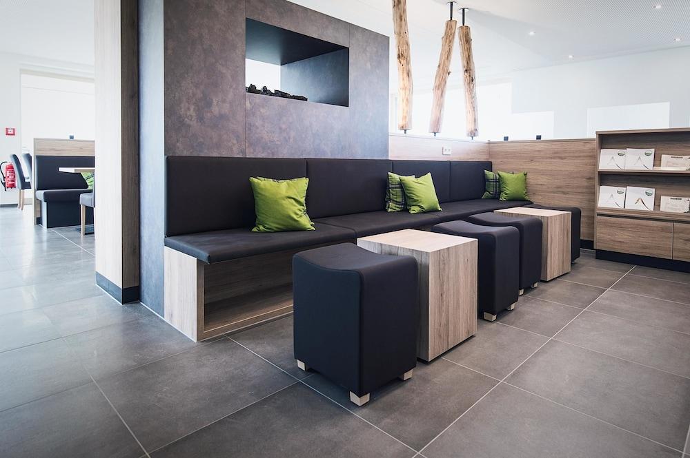 Alb Inn – Hotel & Apartments