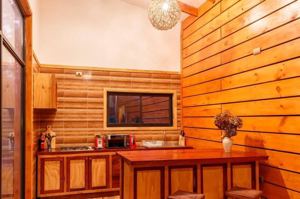 Refugio Buraleo Lodge