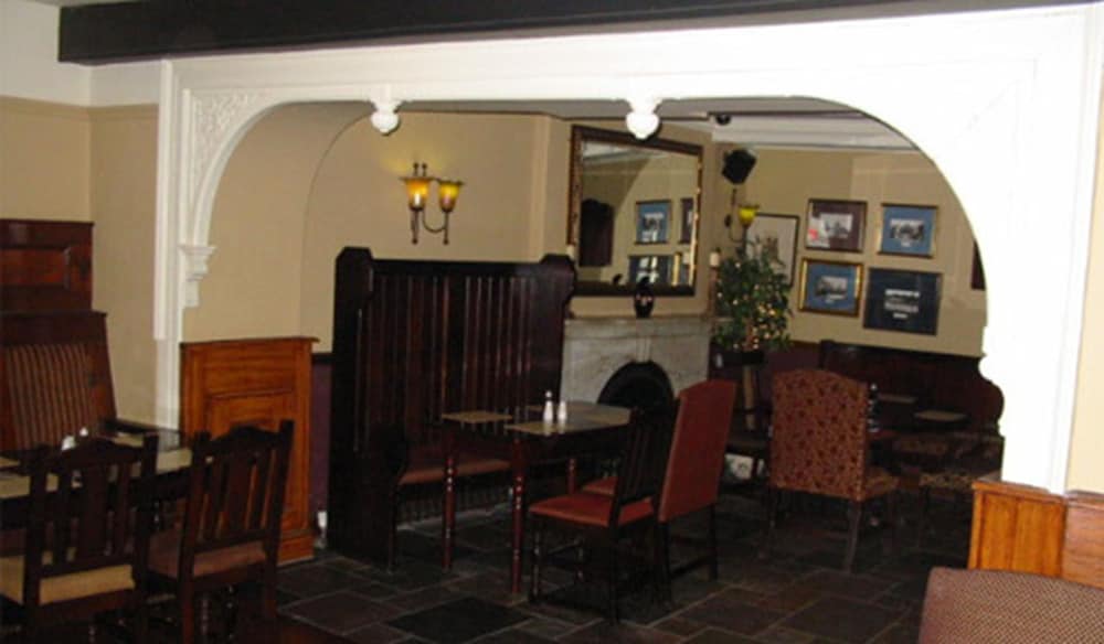 Swan and Royal Hotel