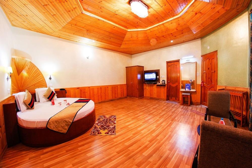 Village Live In Resort