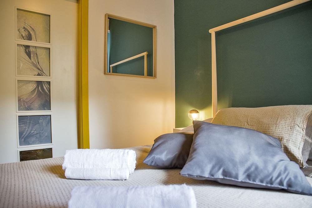 26 Urban Guest House