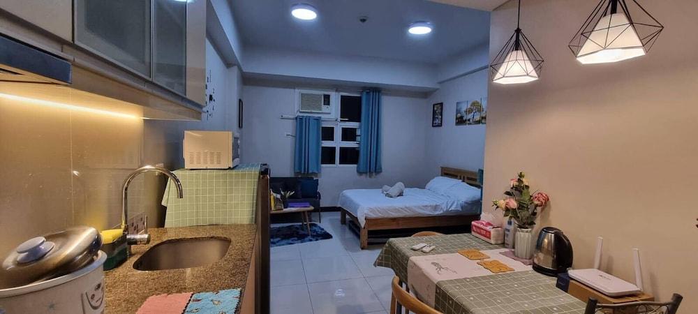 Condo 101 Newport Boulevard