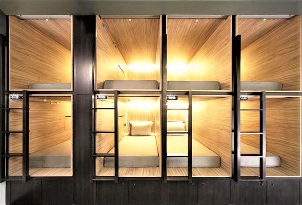 Capsleep Cihampelas - Hostel