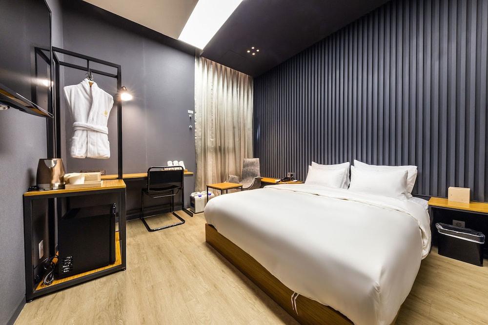 HOTEL THE ARTIST Yeonsinnae