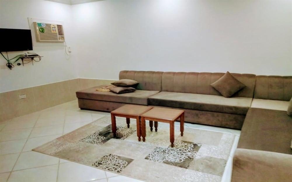 Masia Hotel Apartments