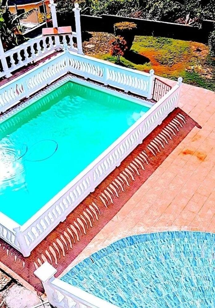 Your Private Get Away on The Hill