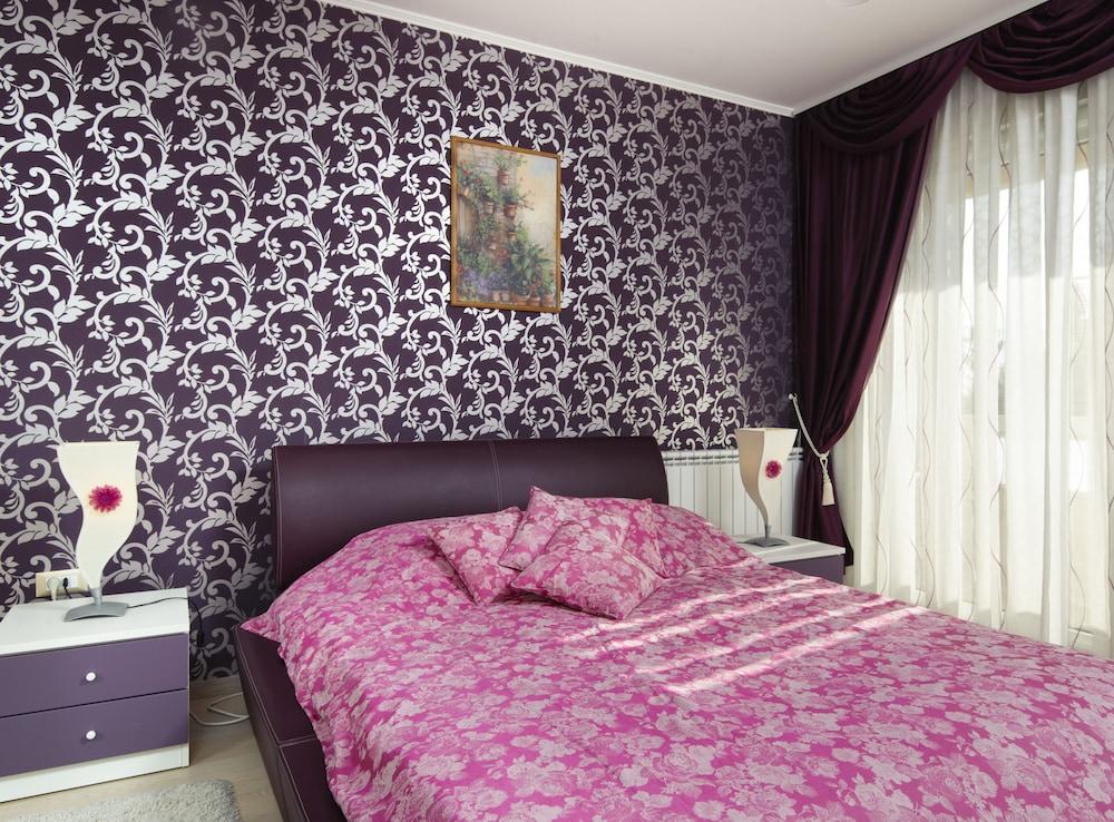 Avama View Apartment