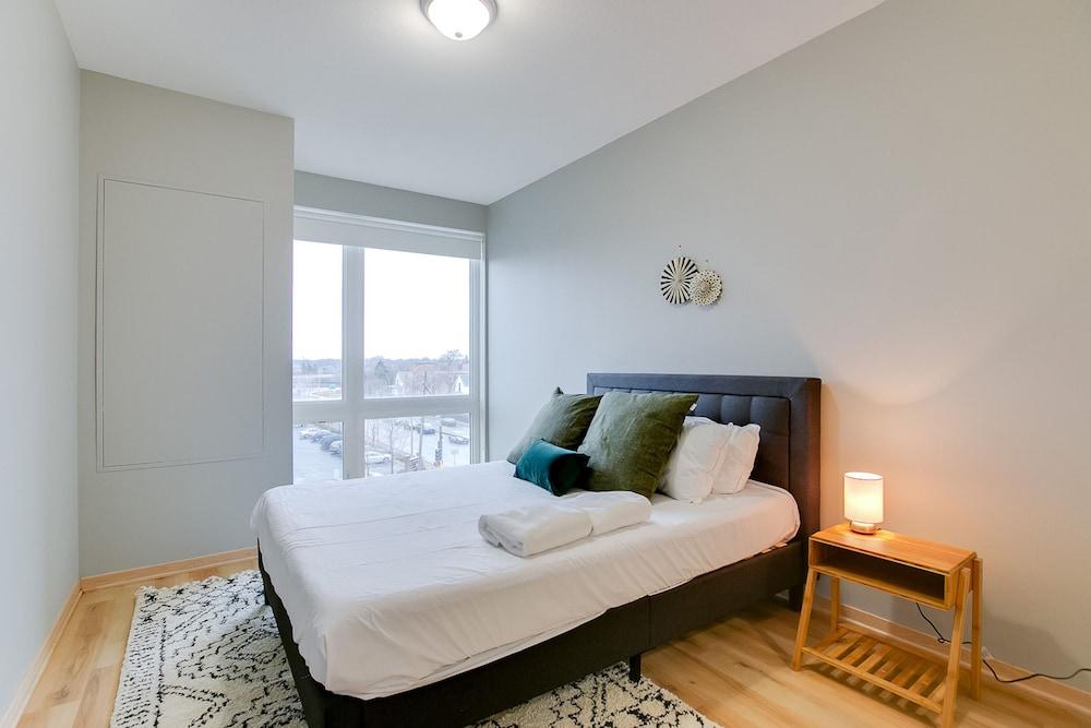 The Luxe Suites at Prospect Park