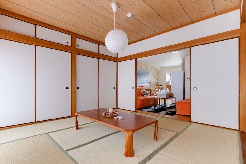 Namba Sunset Hills 4BR House