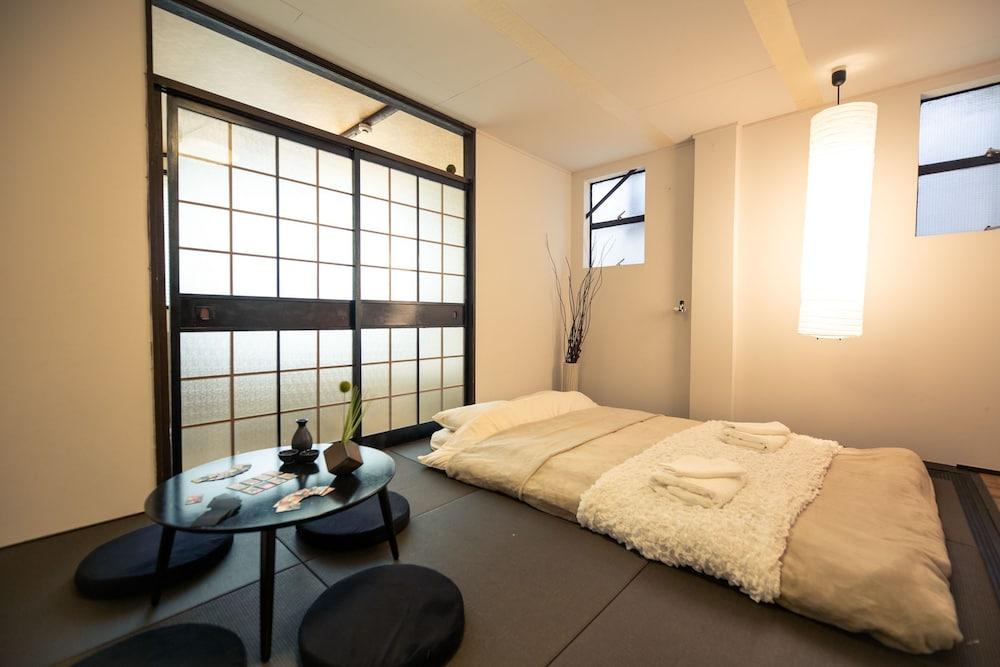 Wa Art Rooftop House Namba station