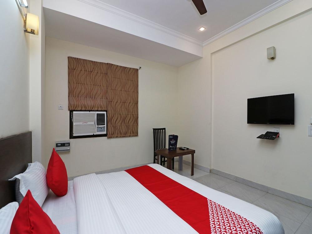 OYO 15685 The Arjun World