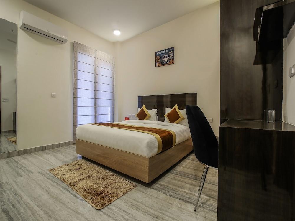 OYO 15526 Lime Wood Stay