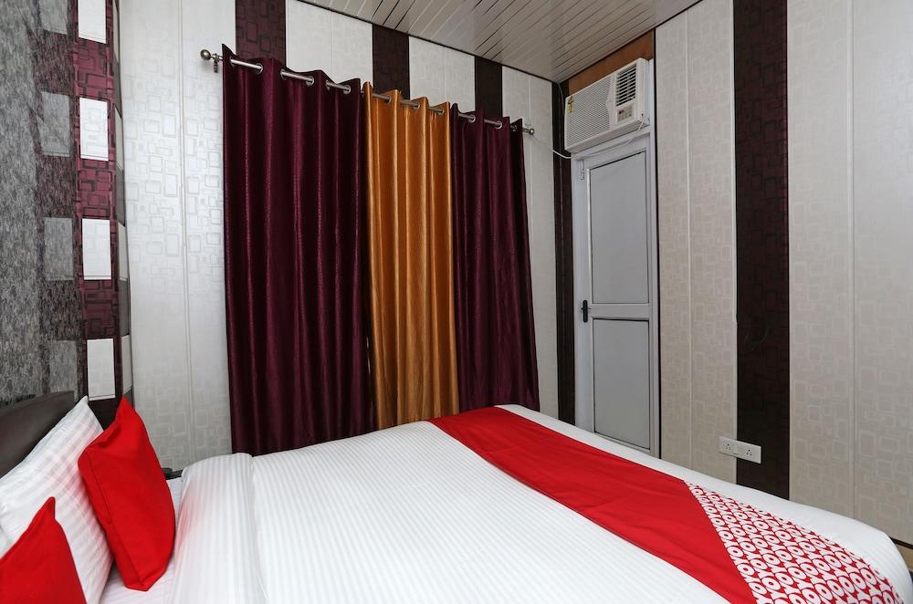 OYO 19751 Parkview Residency