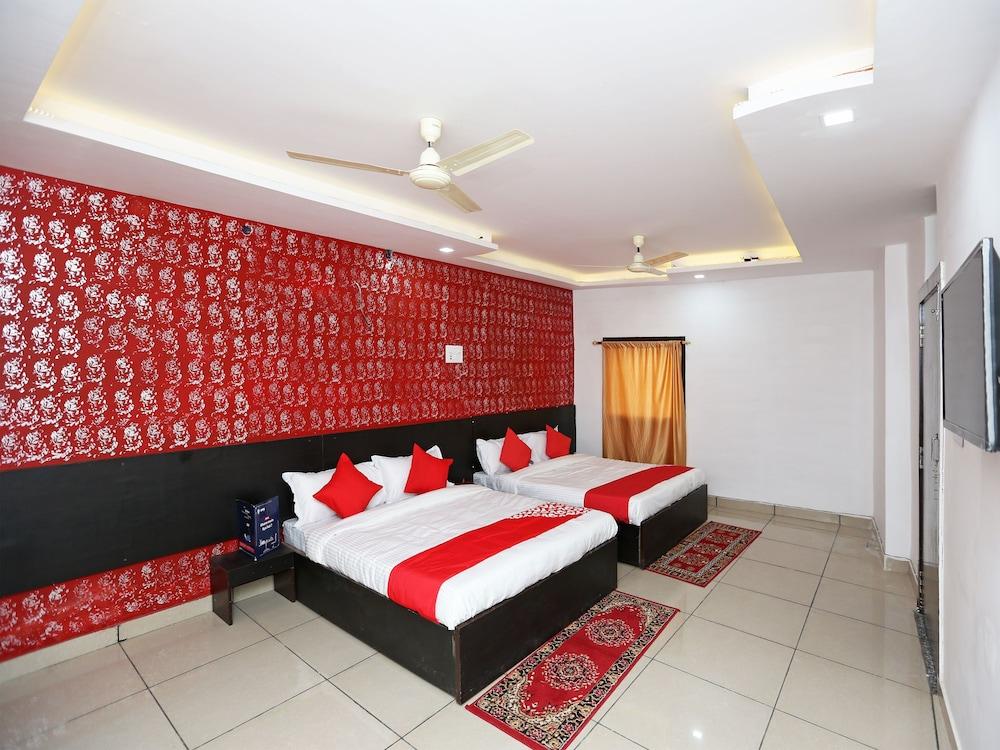OYO 19802 Hotel Anant Plaza