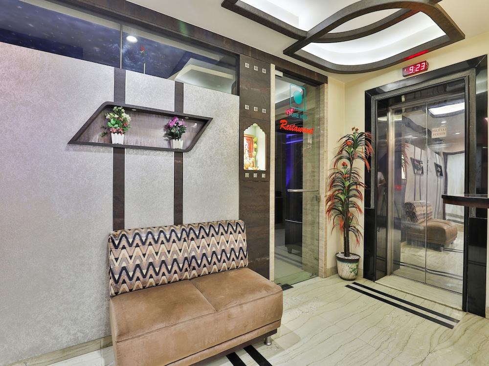 OYO 17332 Hotel Nana's