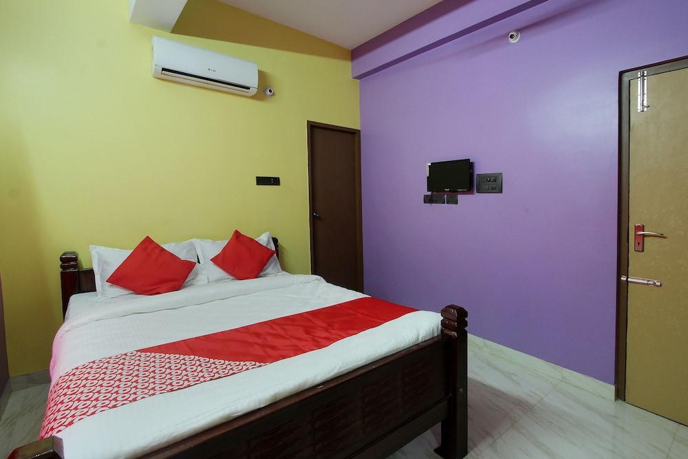 OYO 18456 Anugraha Vasantham