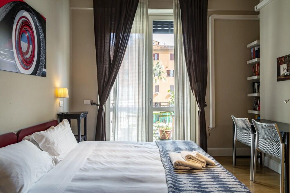 Flatinrome Santa Maria Maggiore