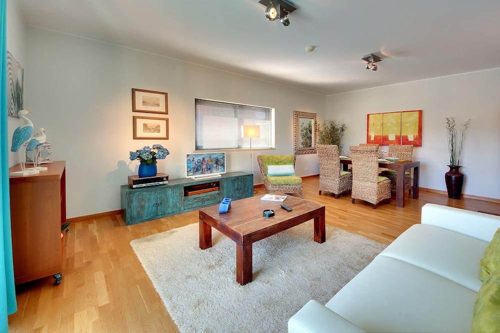 Marina Sea Residence Apartment