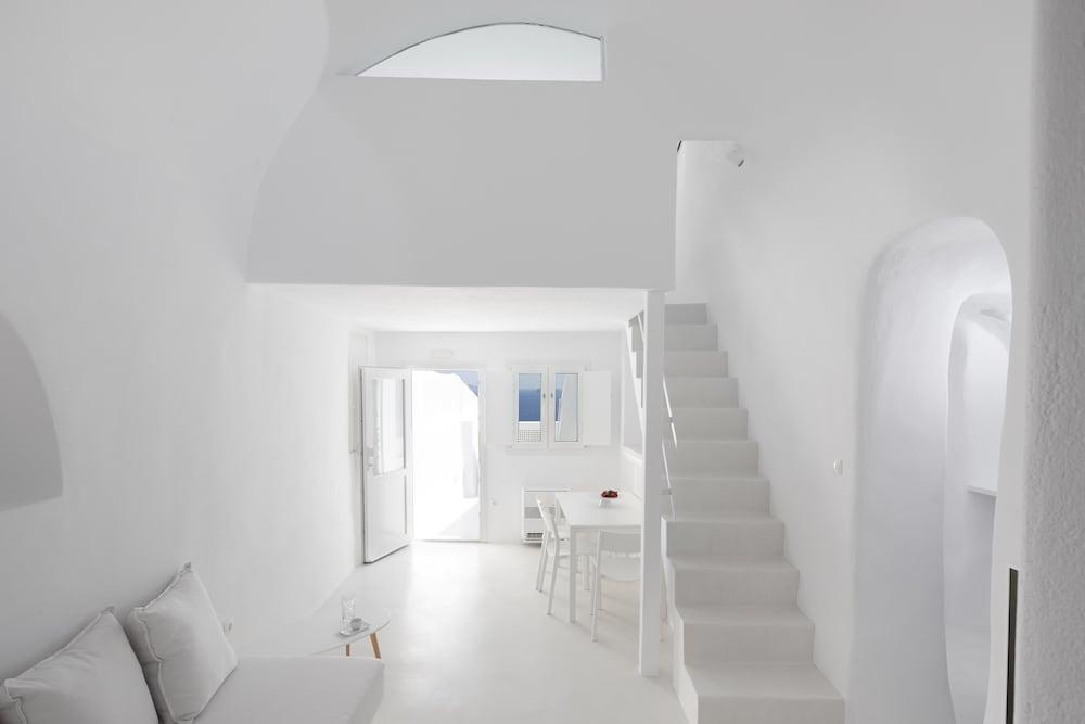 Oia White Cave Oia Cliff