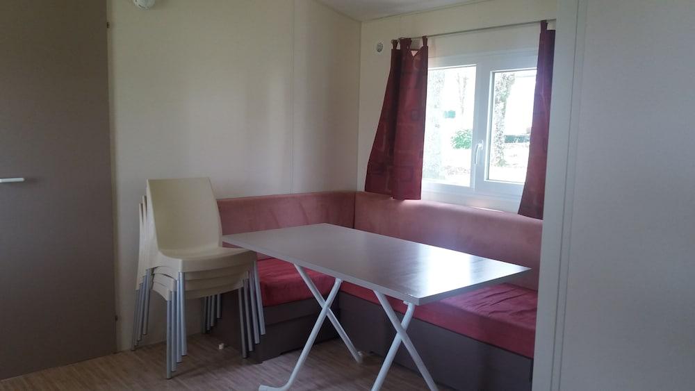 Les Chalets du Camping St Etienne