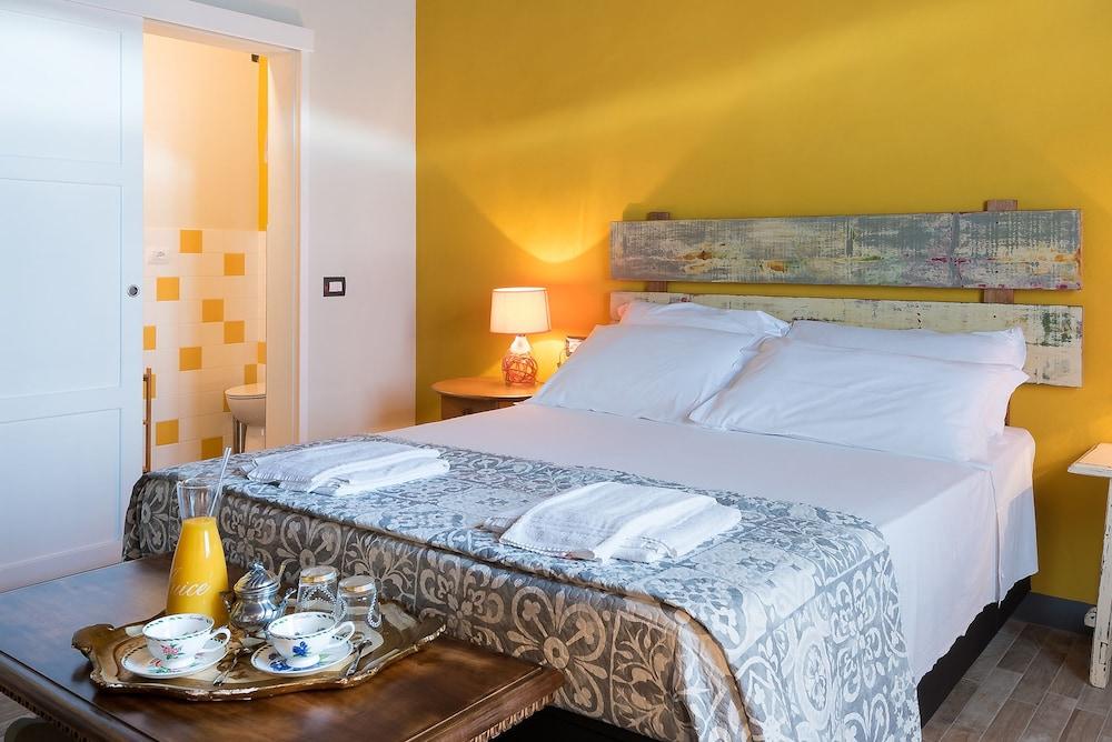 Civicouno Campiglia B&B