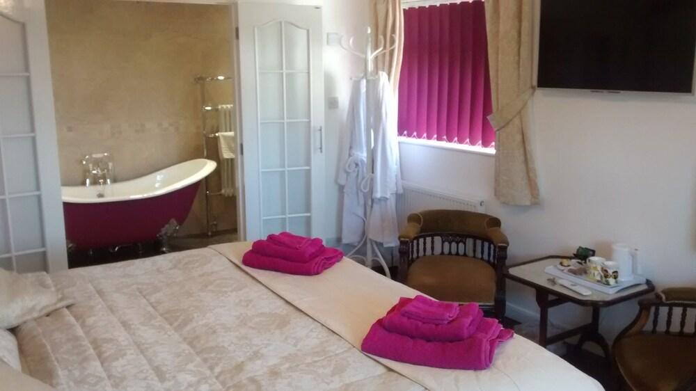 Clouds Bed and Breakfast