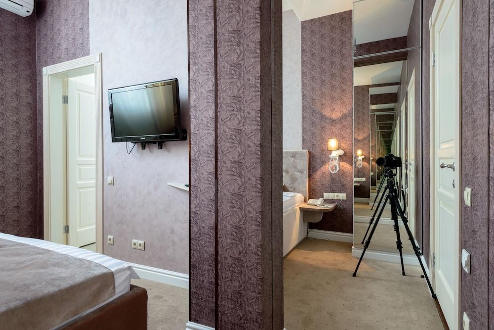 Silver Horse Boutique Hotel