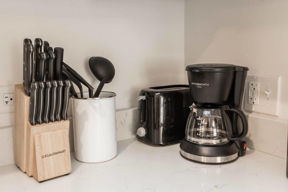 Sycamore Sunset - Modern 1bdr in Downtown