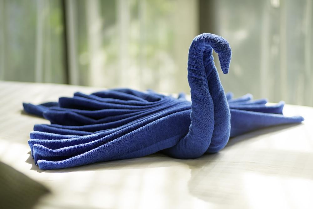 Comfortable 2br Pool Villa NaiHarn