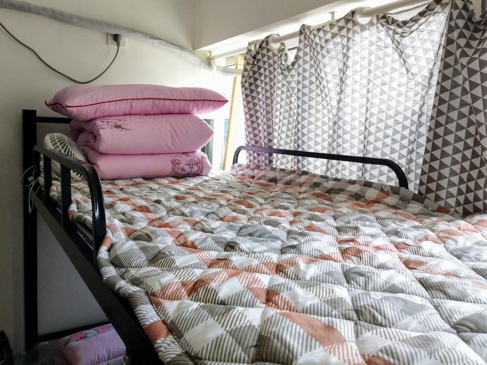 Loving Chengdu Youth Hostel