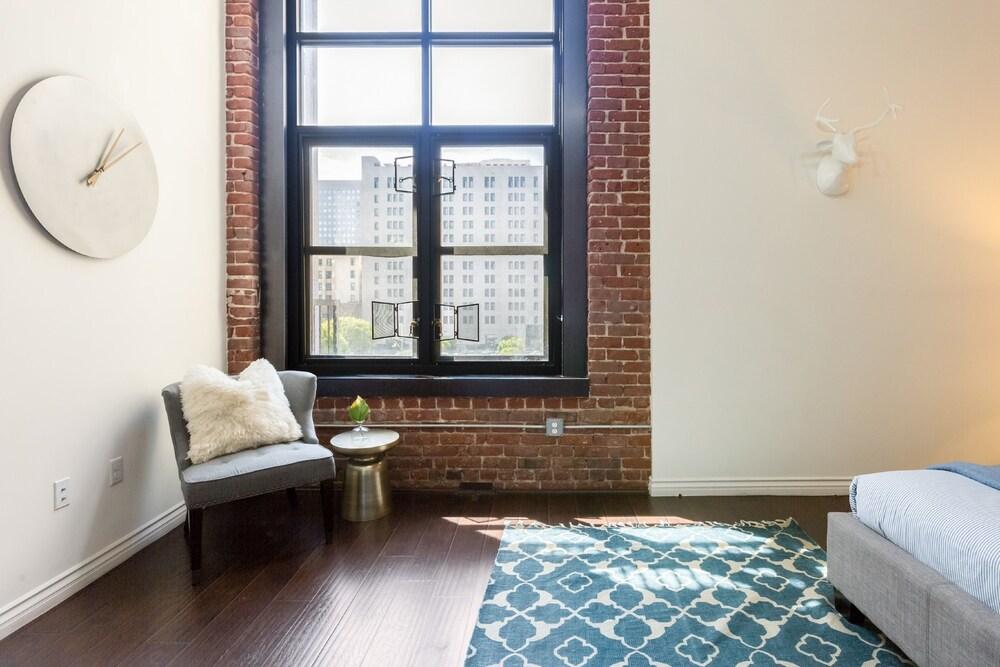 Abode Los Angeles - Downtown Historic Core