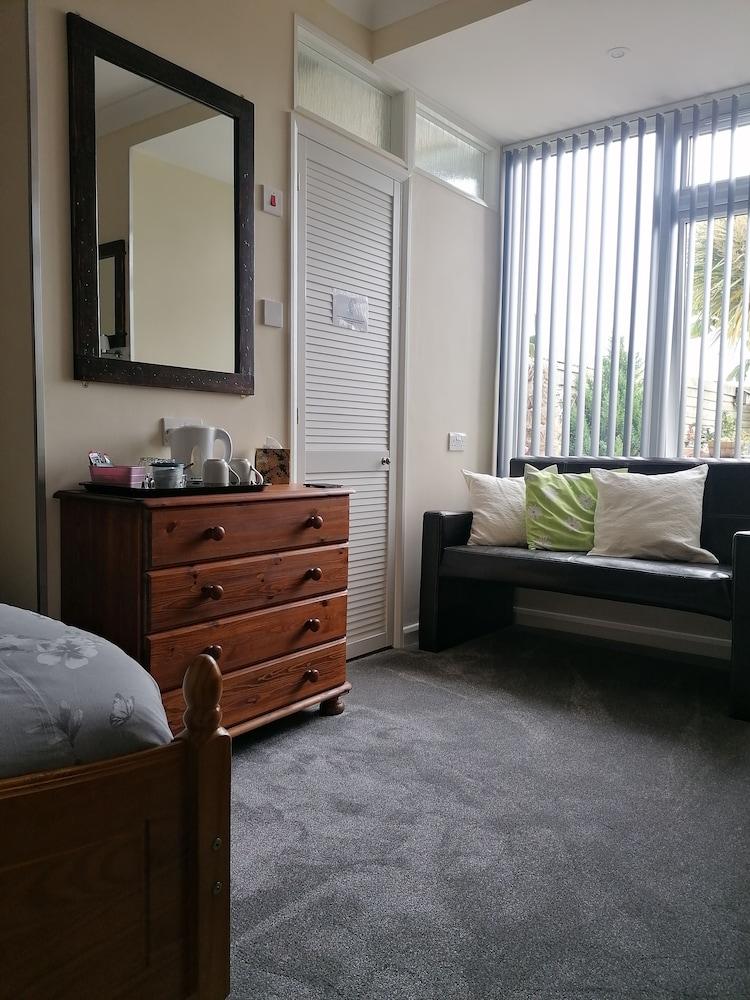 Pensalda Guest House