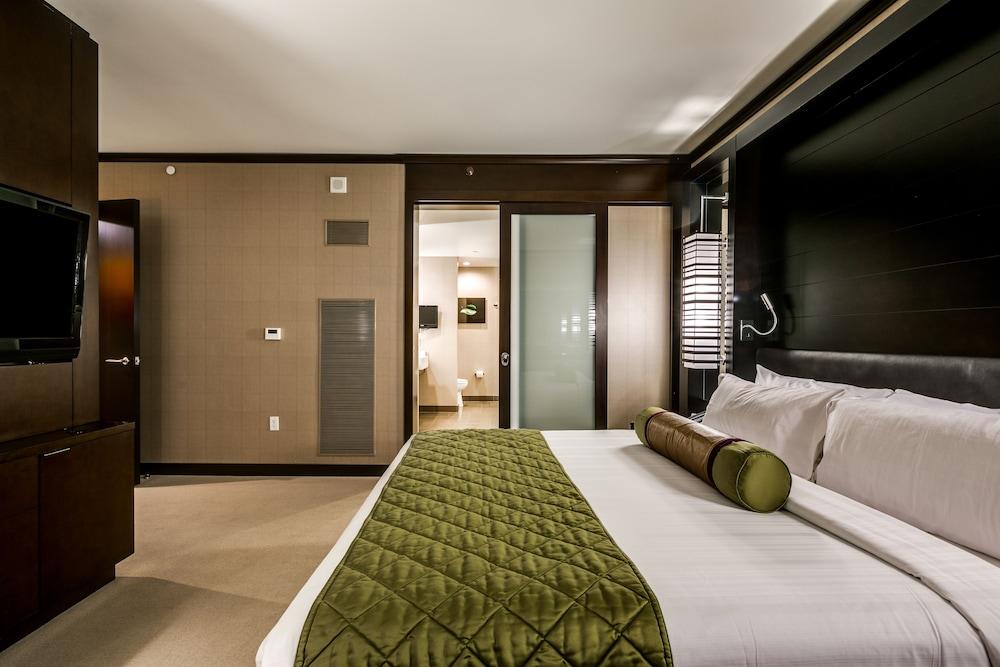 Secret Suites at Vdara