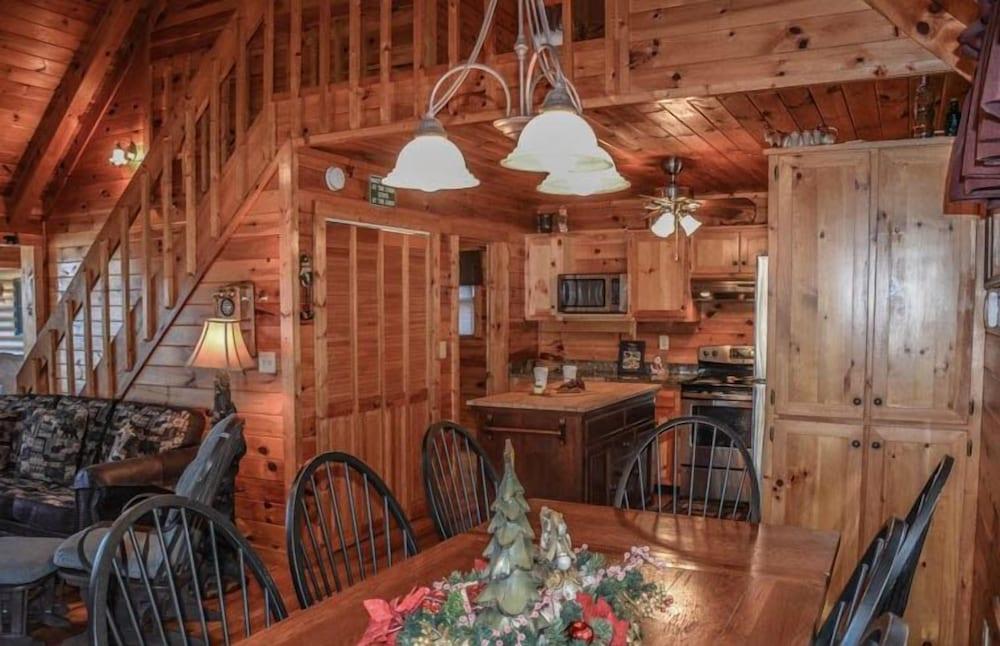 Mountain Rivers Lodge