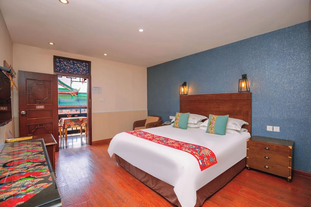 Chengdu Wenjun courtyard Hotel