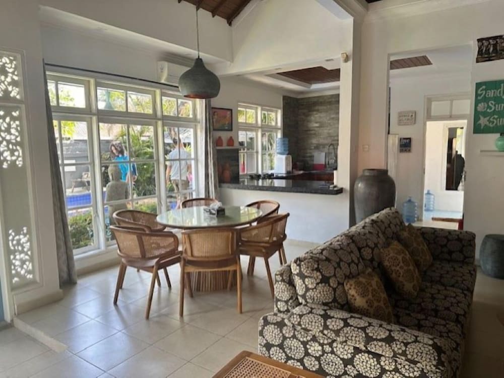 Bayshore Villa Sanur