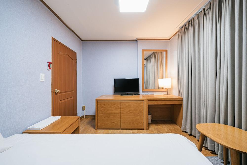 Jeju Miracle Hotel