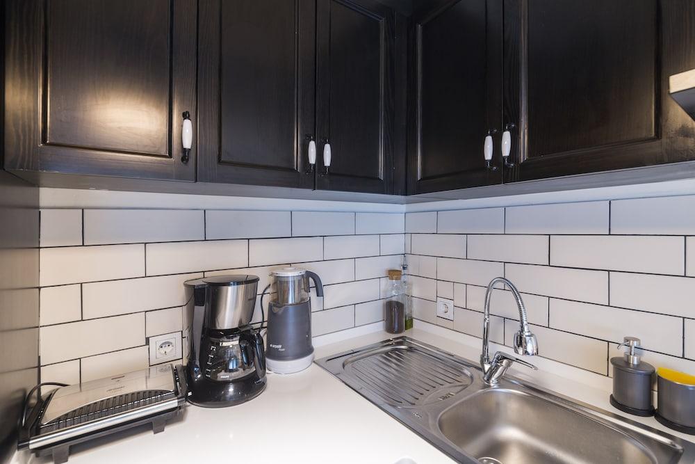 Spotless Flat in Central