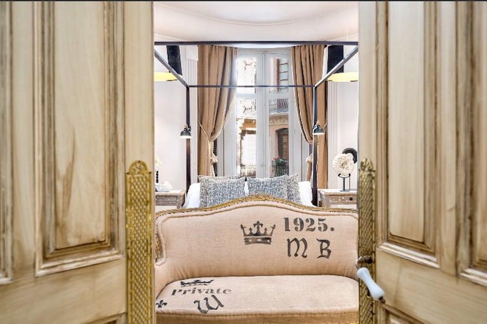 Holidays2Malaga Deluxe