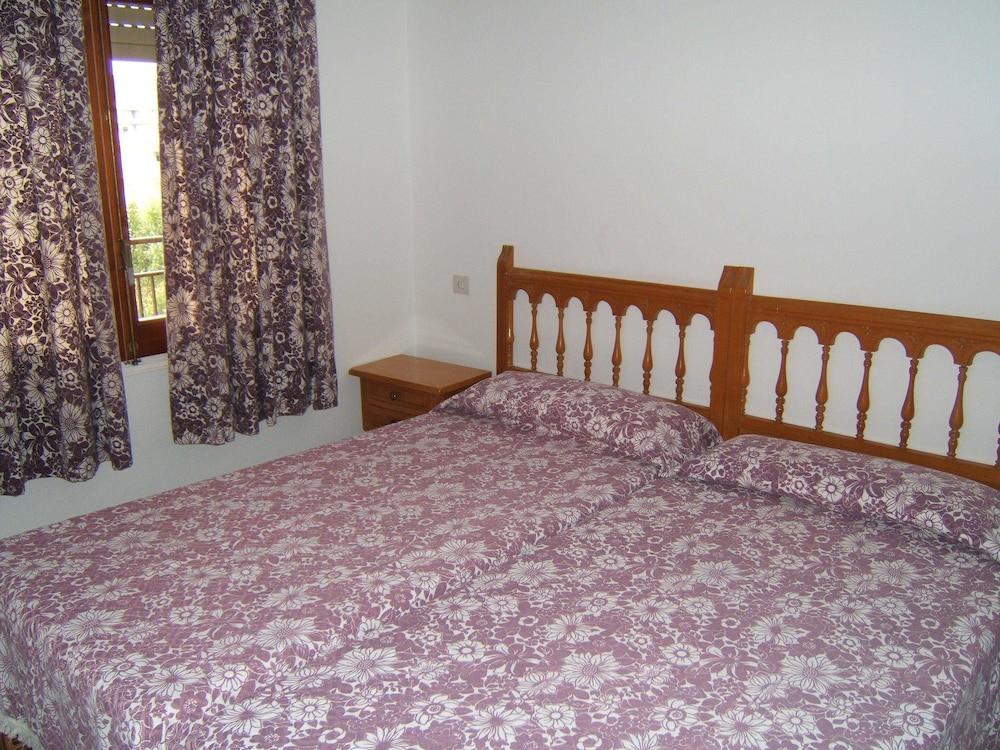 Payet Apartments 6-8 Personas