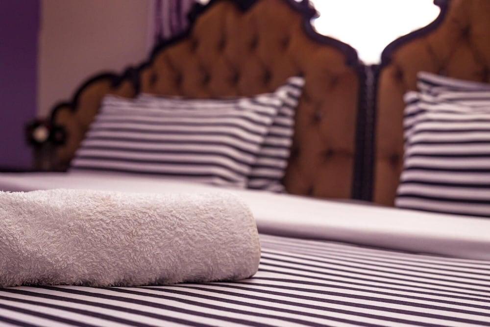 Fourways Junction Villa 1